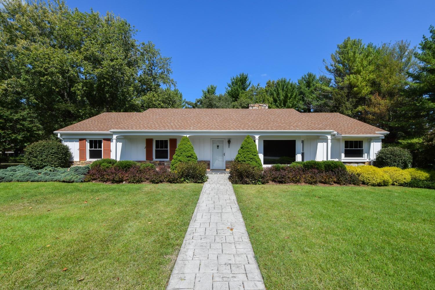 5423 Wynne Road Roanoke, VA 24018 - Photo 1 of 31 1