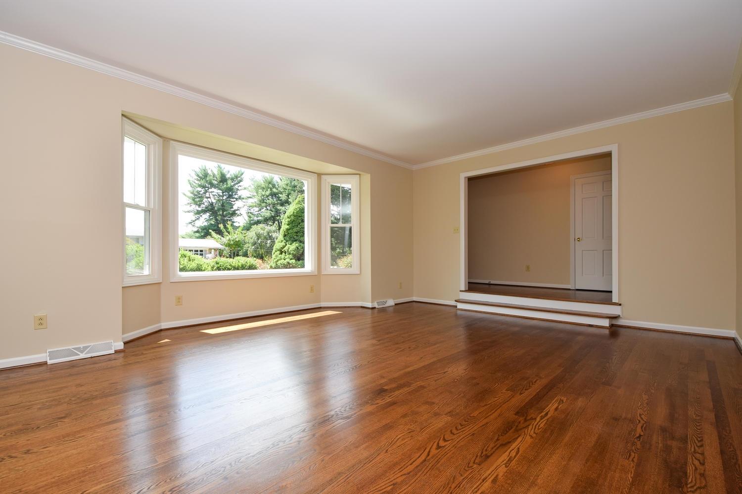 5423 Wynne Road Roanoke, VA 24018 - Photo 4 of 31 4