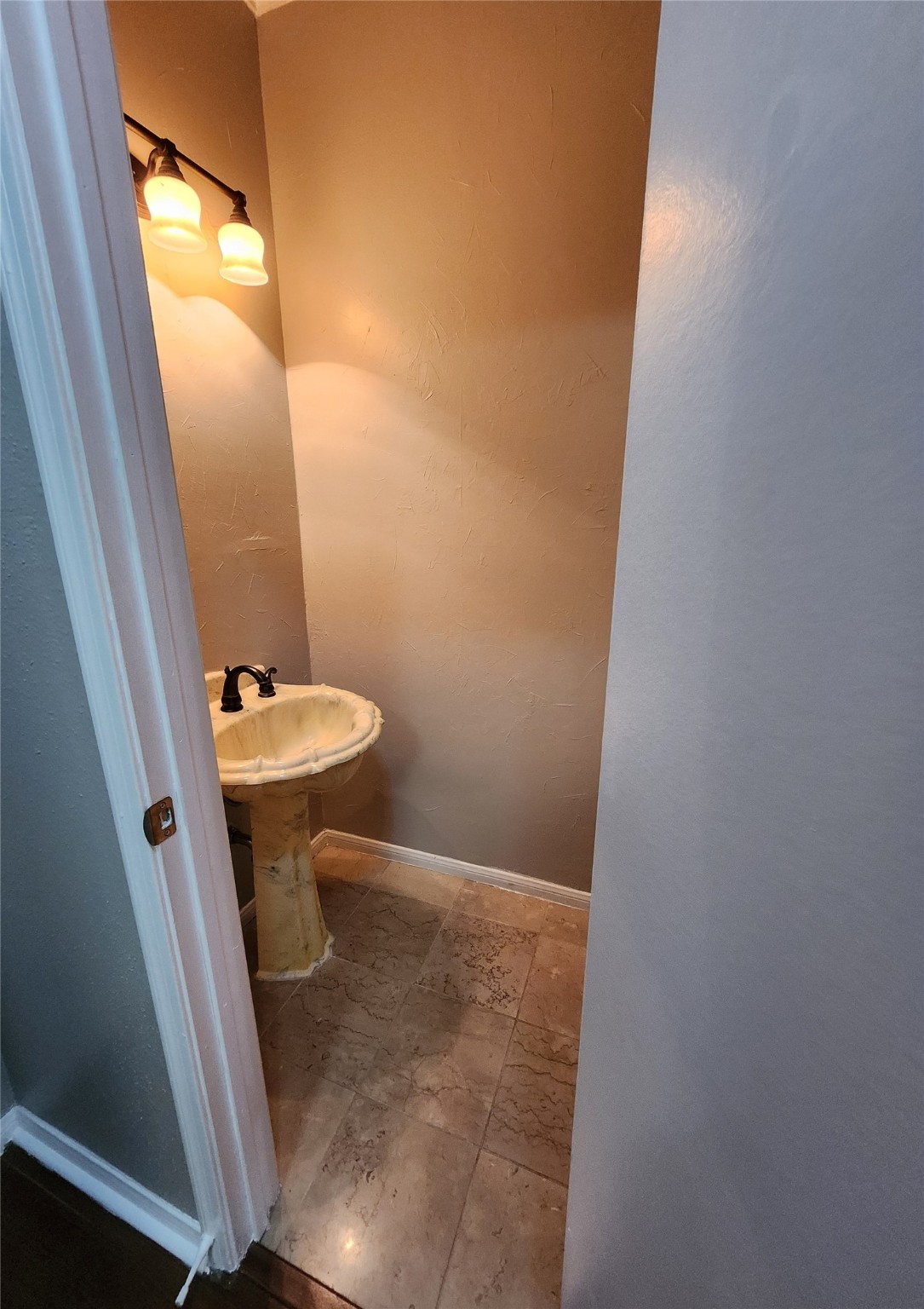 6000 Reims Road, Unit 4303 Houston, TX 77036 - Photo 10 of 22