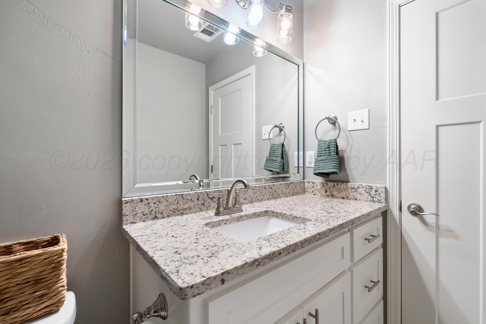 4210 Gem Lake Road Amarillo, TX 79106 - Photo 35 of 48 4210 Gem Lake -36