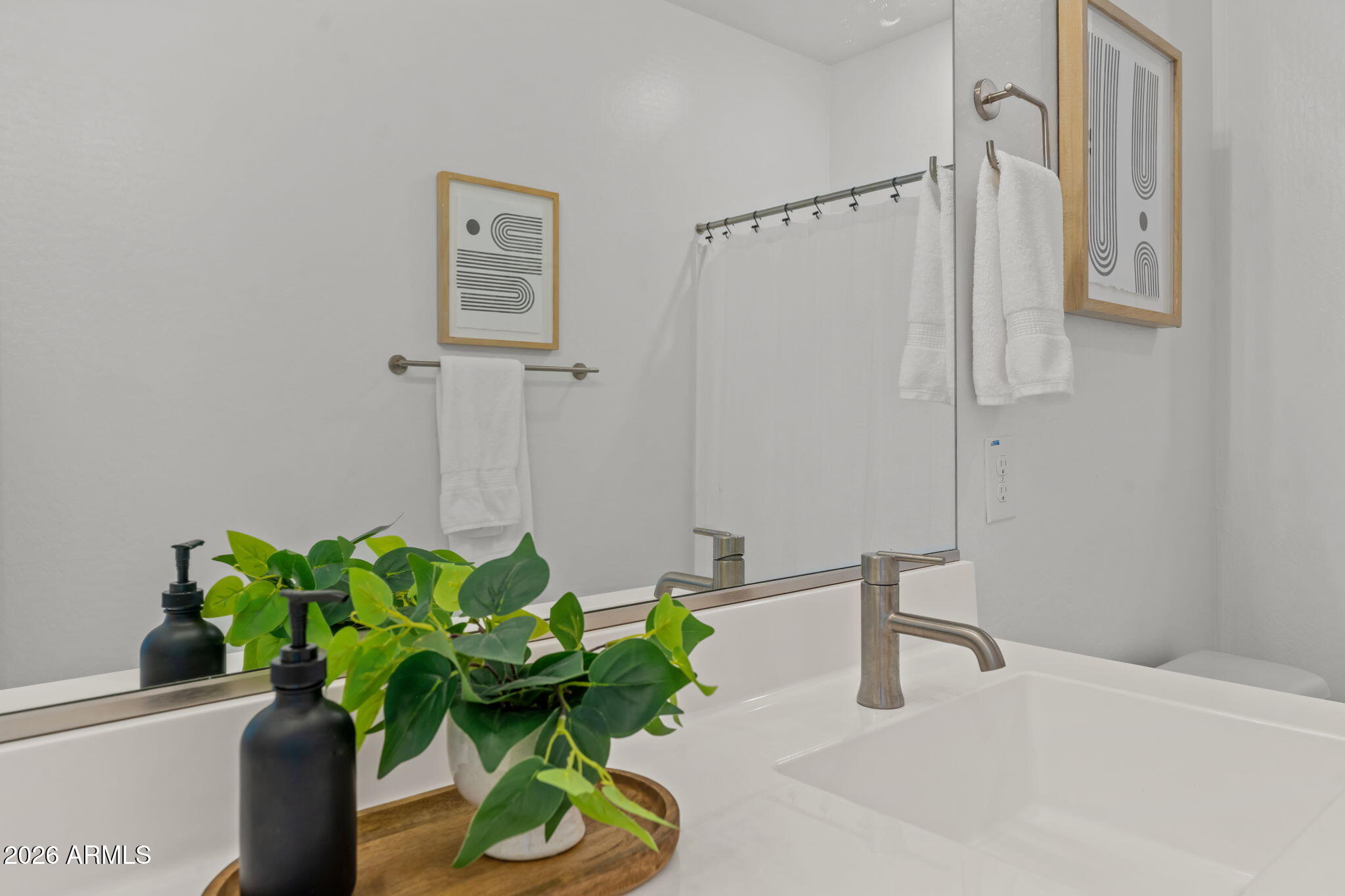 1532 East Rakestraw Lane Gilbert, AZ 85298 - Photo 45 of 53 Gallery Image 45