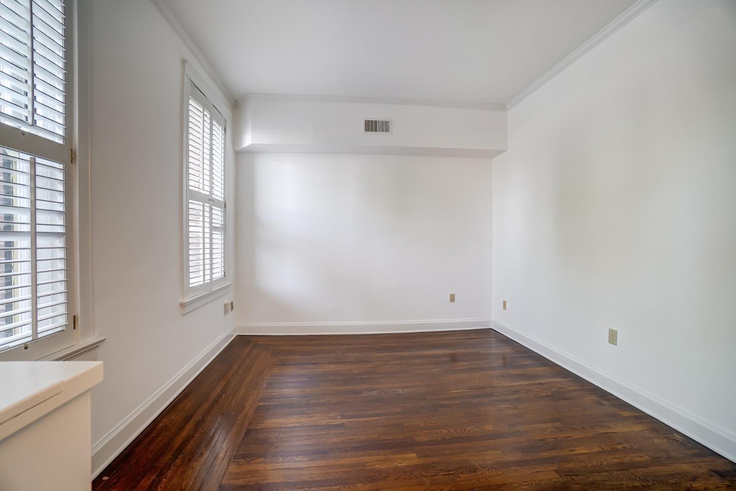 2138 Madison Road, Unit G Cincinnati, OH 45208 - Photo 20 of 42