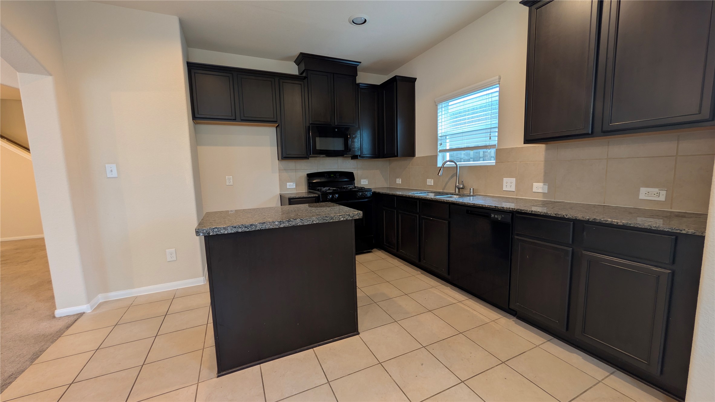 7326 Granite Terrace Lane Houston, TX 77083 - Photo 6 of 39