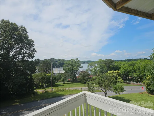 $415,000 | 500 Steel Bridge Loop, Hickory, NC 28601