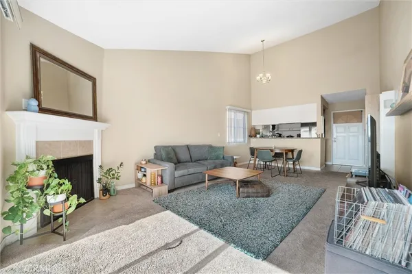 $455,000 | 3501 East Ransom Street, Unit 304, Long Beach, CA 90804