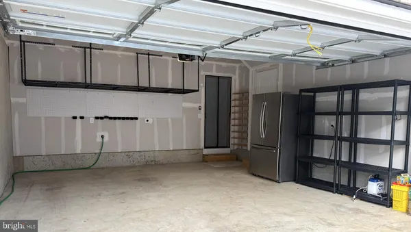 a view of a garage