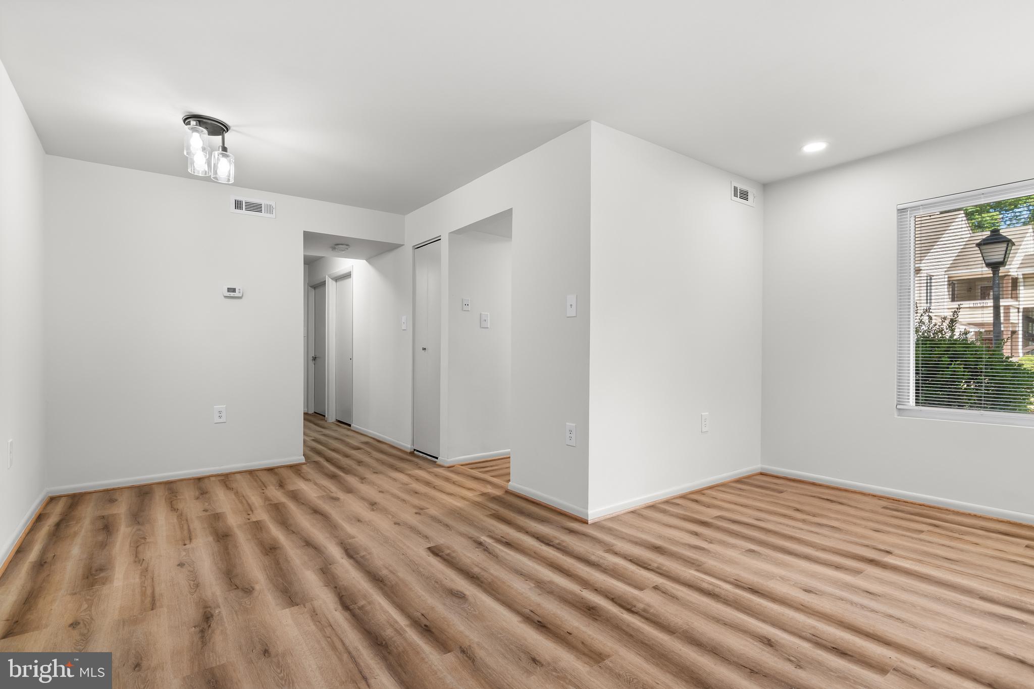 10330 Luria Commons Court, Unit 1B Burke, VA 22015 - Photo 15 of 24 a view of room