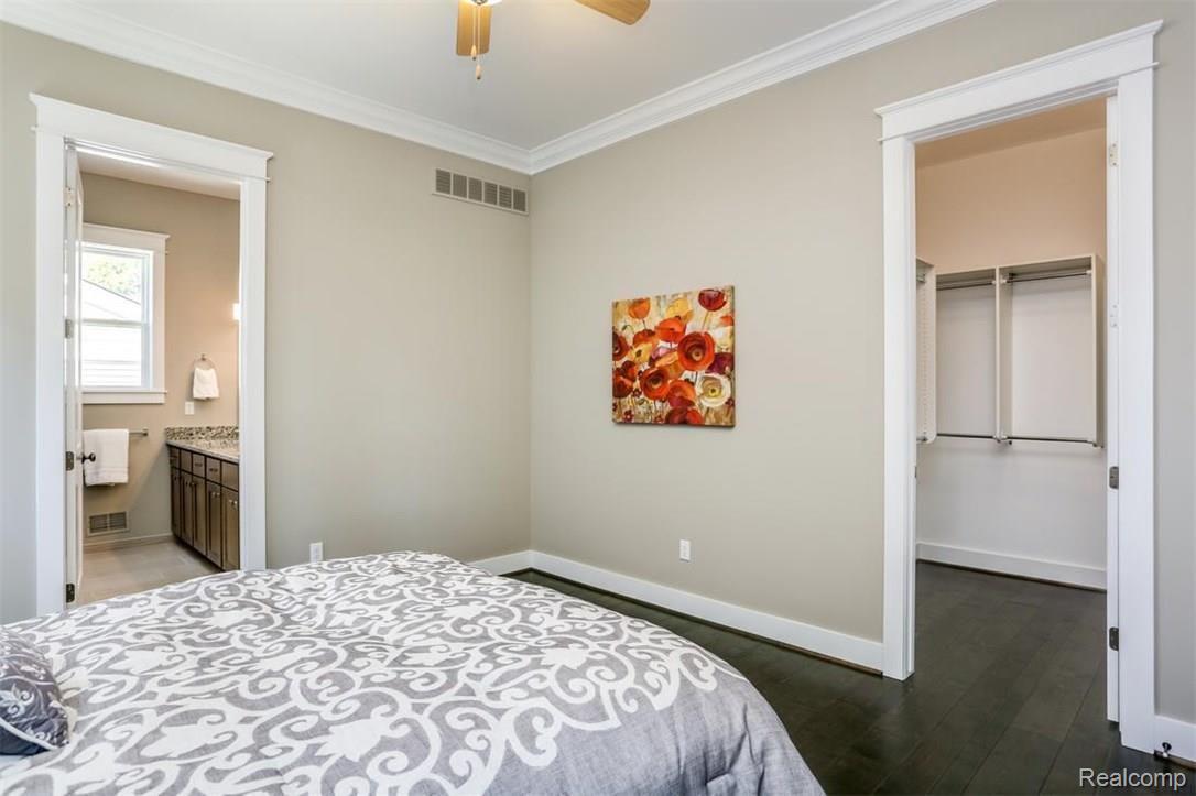 2783 Kenmore Road Berkley, MI 48072 - Photo 15 of 25 Master Suite 2.jpg