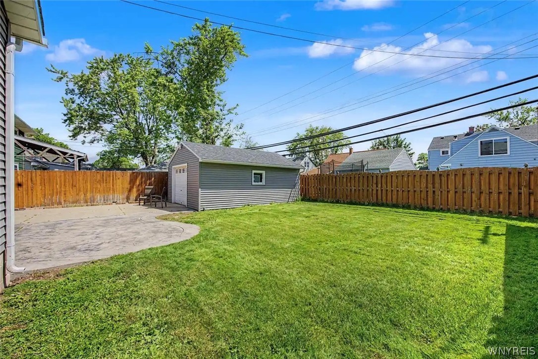 65 Grayton Road Tonawanda, NY 14150 - Photo 11 of 39