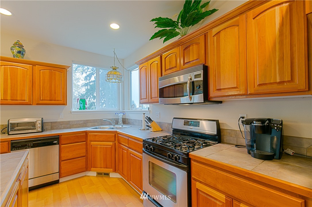 23825 22nd Avenue West Bothell, WA 98021 - Photo 8 of 24