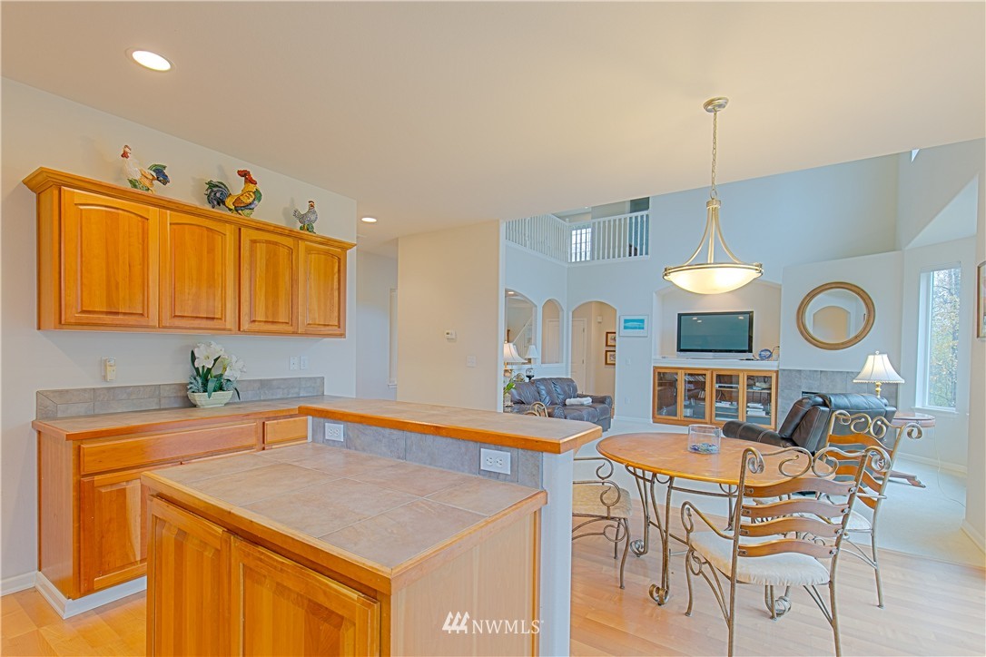 23825 22nd Avenue West Bothell, WA 98021 - Photo 9 of 24