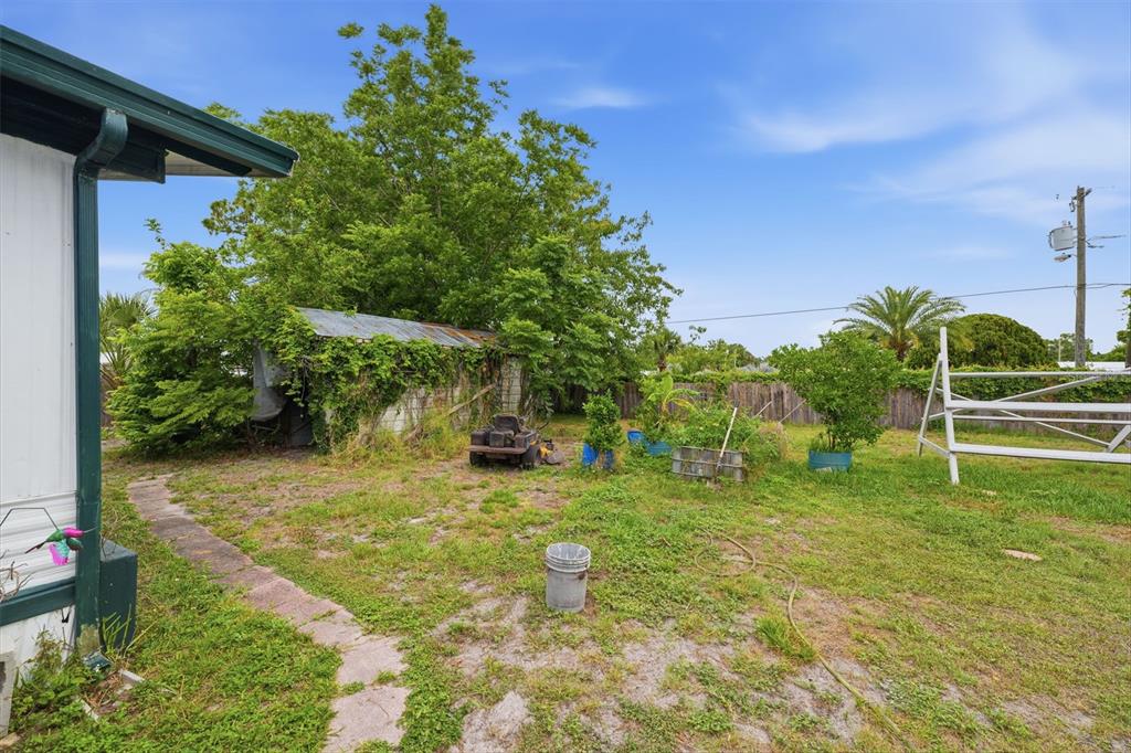 11129 Pine Tree Lane Port Richey, FL 34668 - Photo 16 of 44