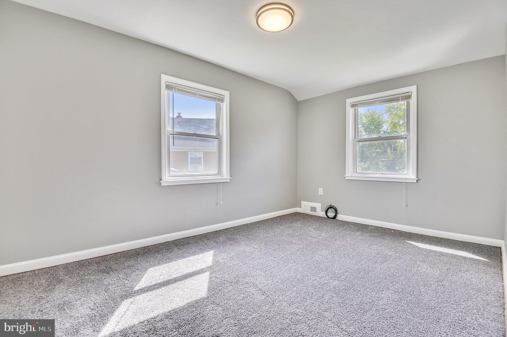 1607 Ramblewood Road Baltimore, MD 21239 - Photo 20 of 30