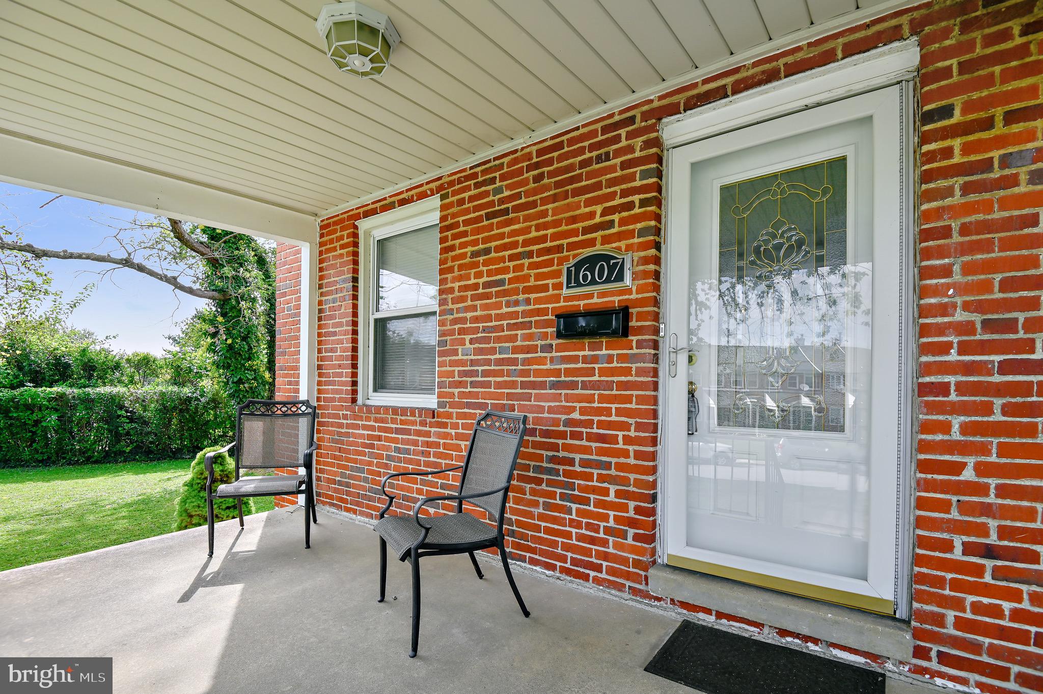 1607 Ramblewood Road Baltimore, MD 21239 - Photo 3 of 30