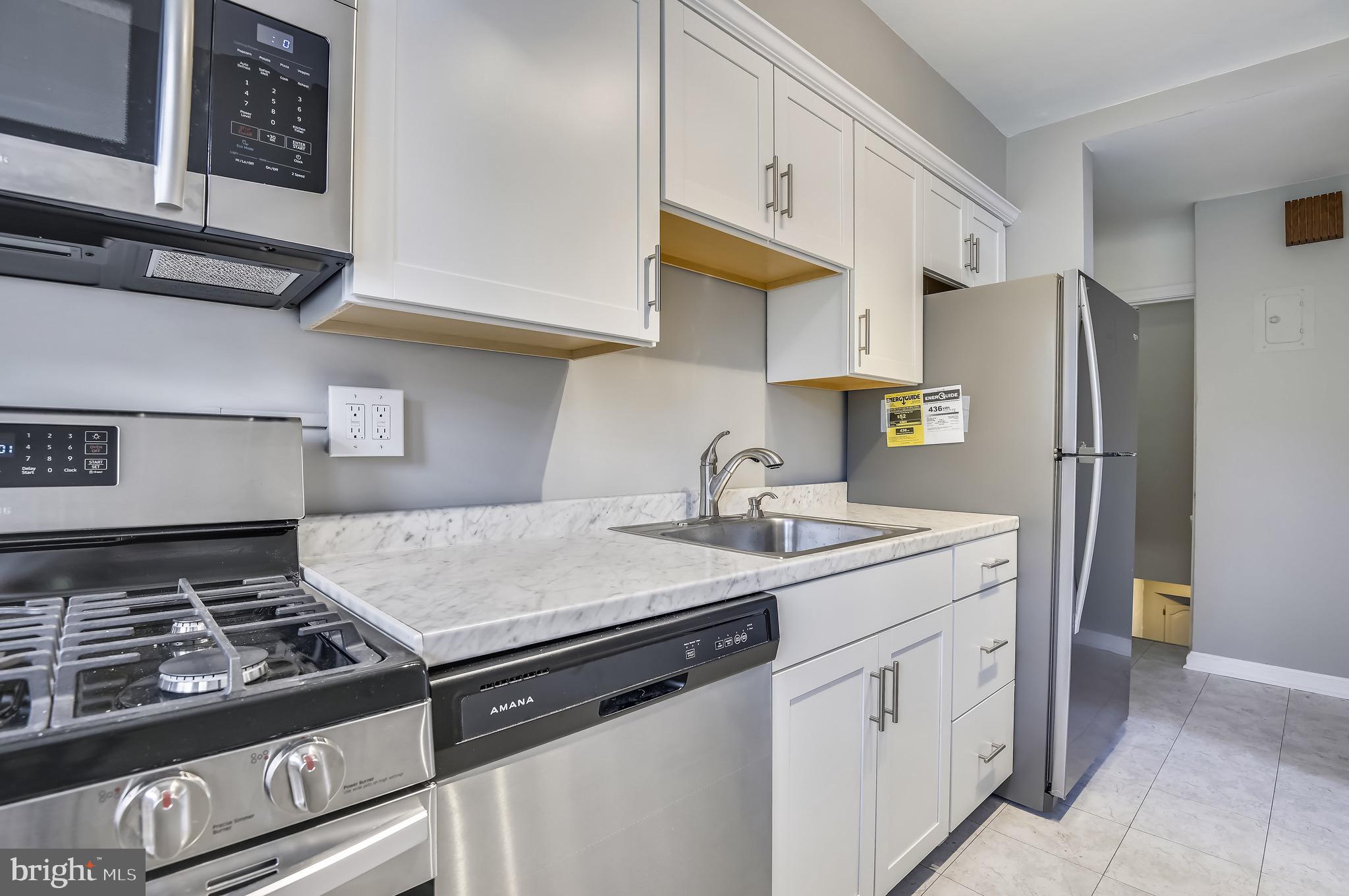 1607 Ramblewood Road Baltimore, MD 21239 - Photo 8 of 30