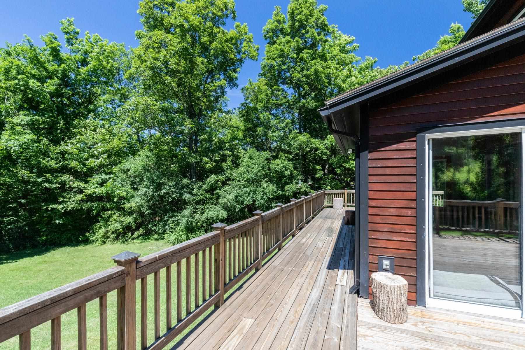 144 Blackberry Ridge Williston, VT 05495 - Photo 25 of 28 Gallery Image 25