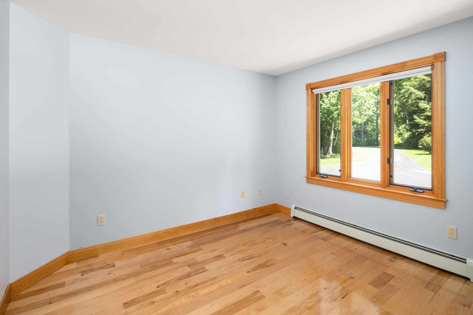 144 Blackberry Ridge Williston, VT 05495 - Photo 5 of 28 Gallery Image 5