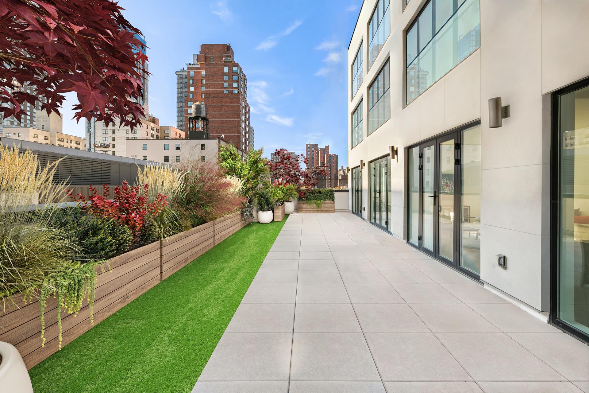 427 East 90th Street, Unit PH9 Manhattan, NY 10128 - Photo 21 of 37