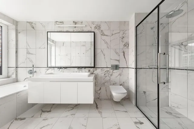 $4,295,000 | 427 East 90th Street, Unit PH9 | Upper East Side