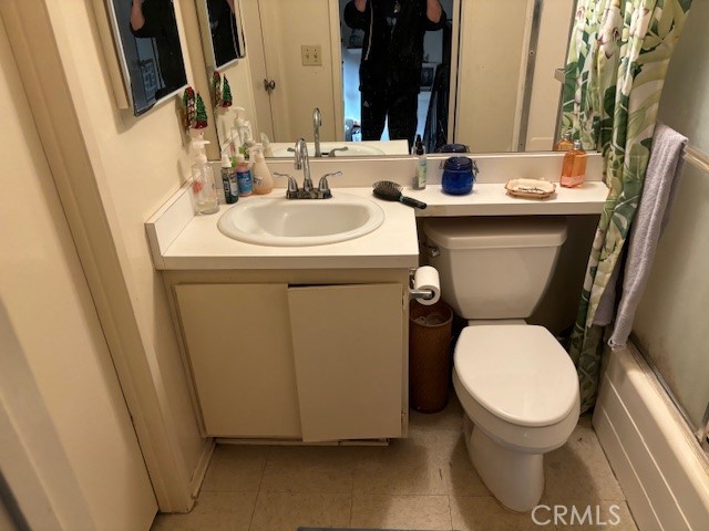 33371 Cheltam Way, Unit 2 Dana Point, CA 92629 - Photo 8 of 15 a bathroom with a sink and a toilet