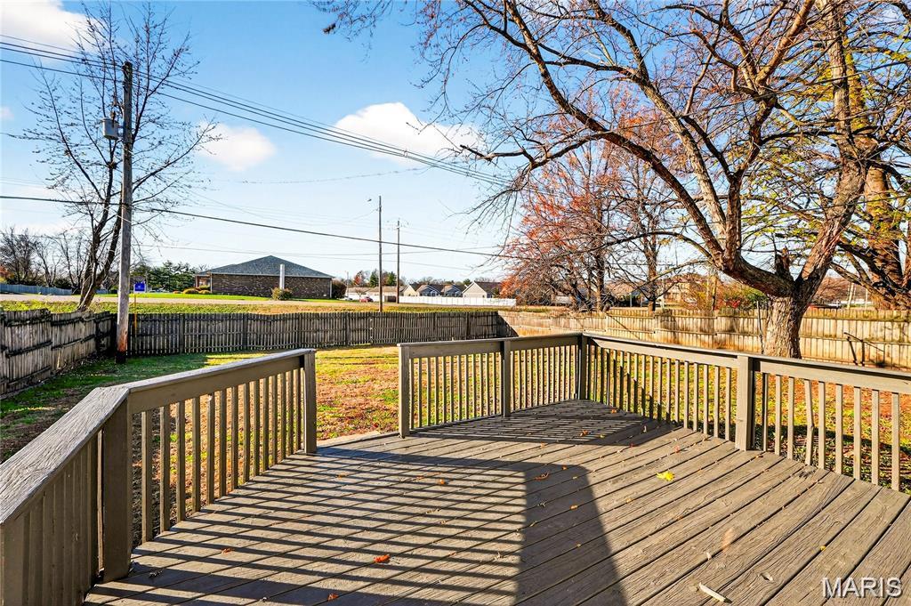 305 Wellesley Drive O'Fallon, IL 62269 - Photo 22 of 26