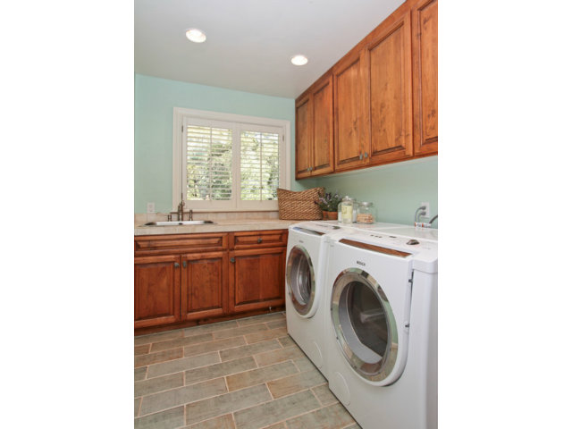 11 Blue Ridge Lane Woodside, CA 94062 - Photo 11 of 25 Gallery Image 11