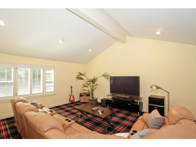 11 Blue Ridge Lane Woodside, CA 94062 - Photo 12 of 25 Gallery Image 12