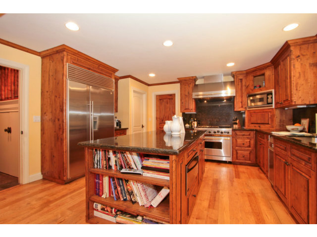 11 Blue Ridge Lane Woodside, CA 94062 - Photo 9 of 25 Gallery Image 9