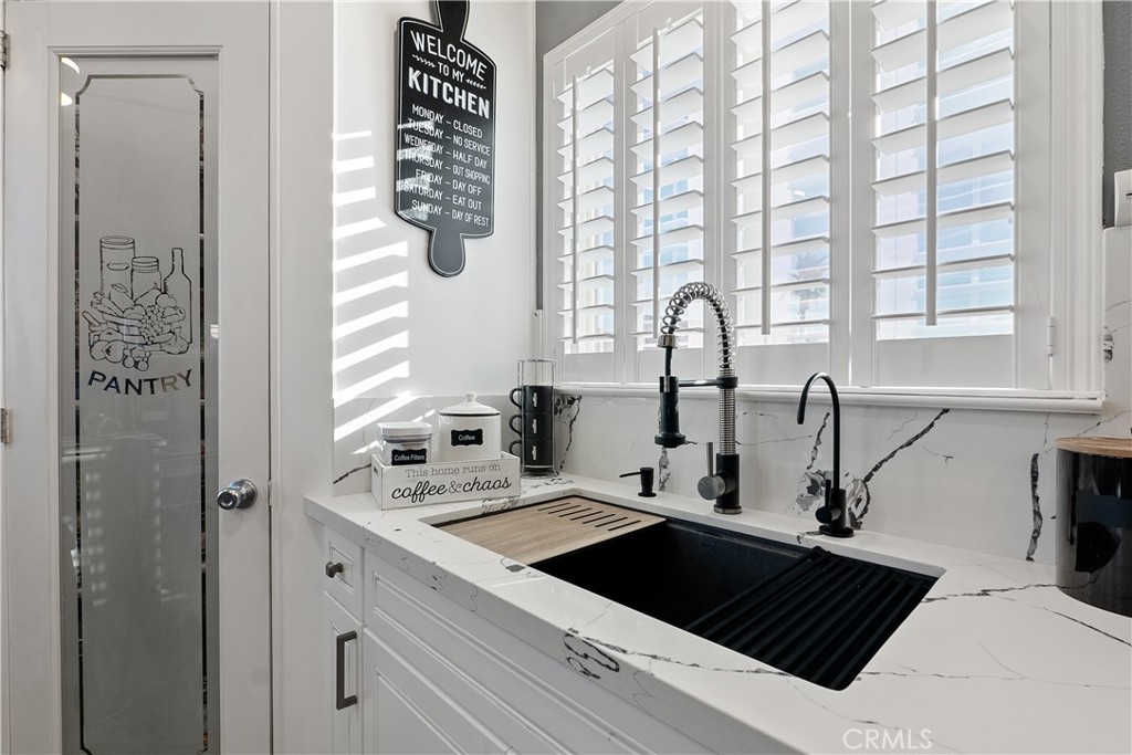 1188 Beach Drive Needles, CA 92363 - Photo 17 of 66