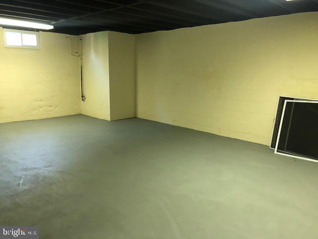 308 Penn Road Pasadena, MD 21122 - Photo 47 of 54 LARGE........Storage room
