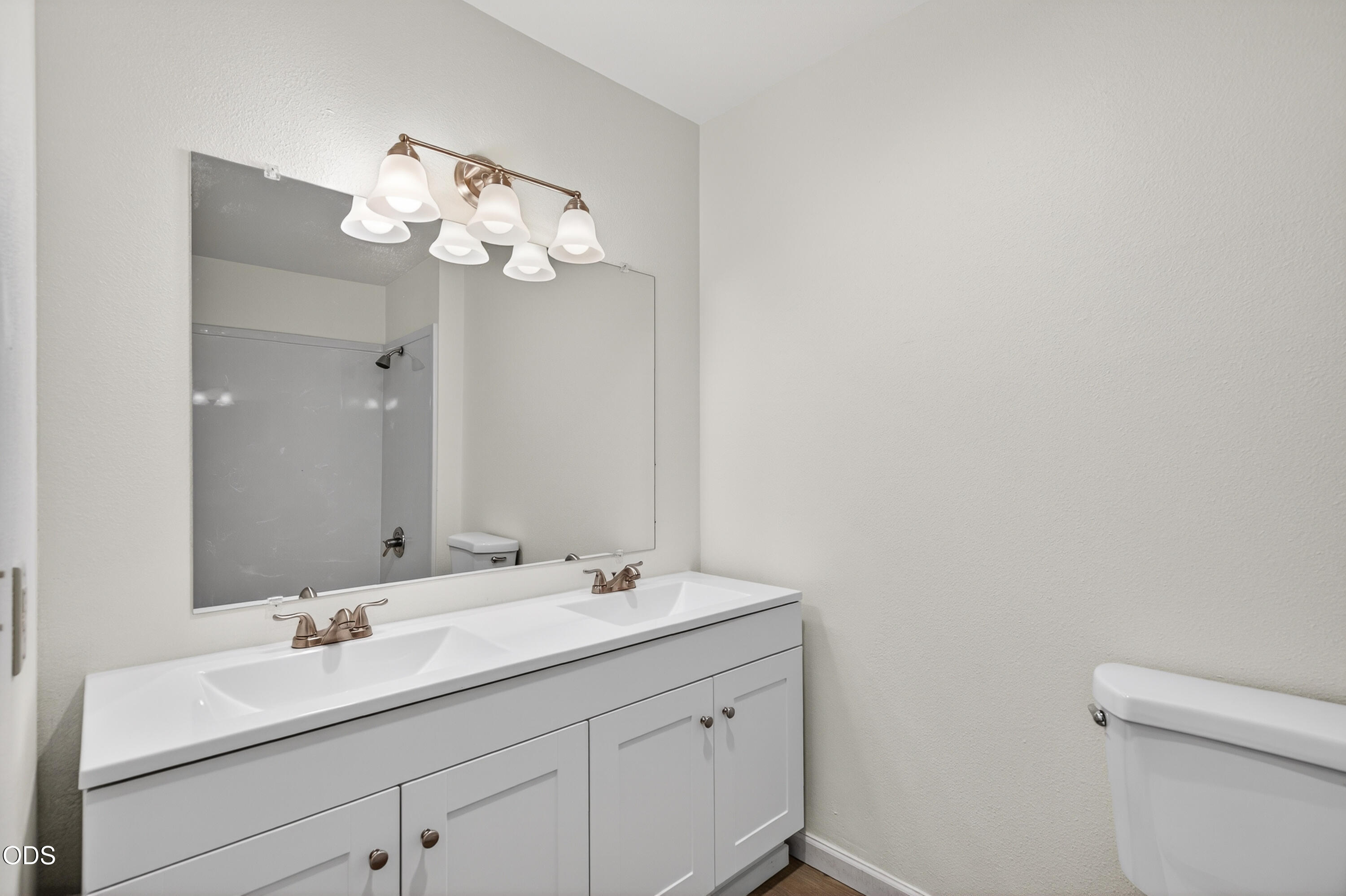 502 South B Street Phoenix, OR 97535 - Photo 20 of 27
