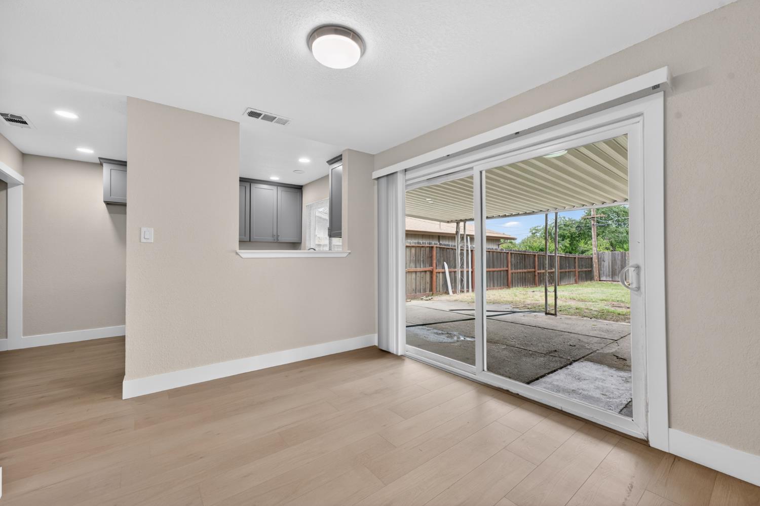 7221 Parish Way Citrus Heights, CA 95621 - Photo 5 of 19