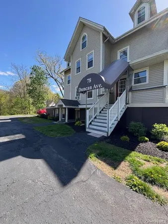 $1,900 | 78 Duncan Avenue, Unit 4, Cornwall-on-Hudson, NY 12520