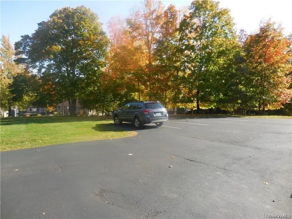 $1,900 | 78 Duncan Avenue, Unit 4, Cornwall-on-Hudson, NY 12520