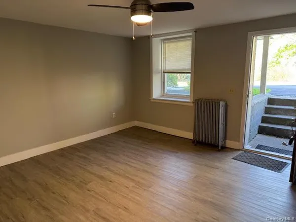 $1,900 | 78 Duncan Avenue, Unit 4, Cornwall-on-Hudson, NY 12520
