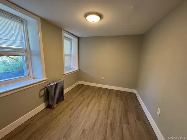 $1,900 | 78 Duncan Avenue, Unit 4, Cornwall-on-Hudson, NY 12520