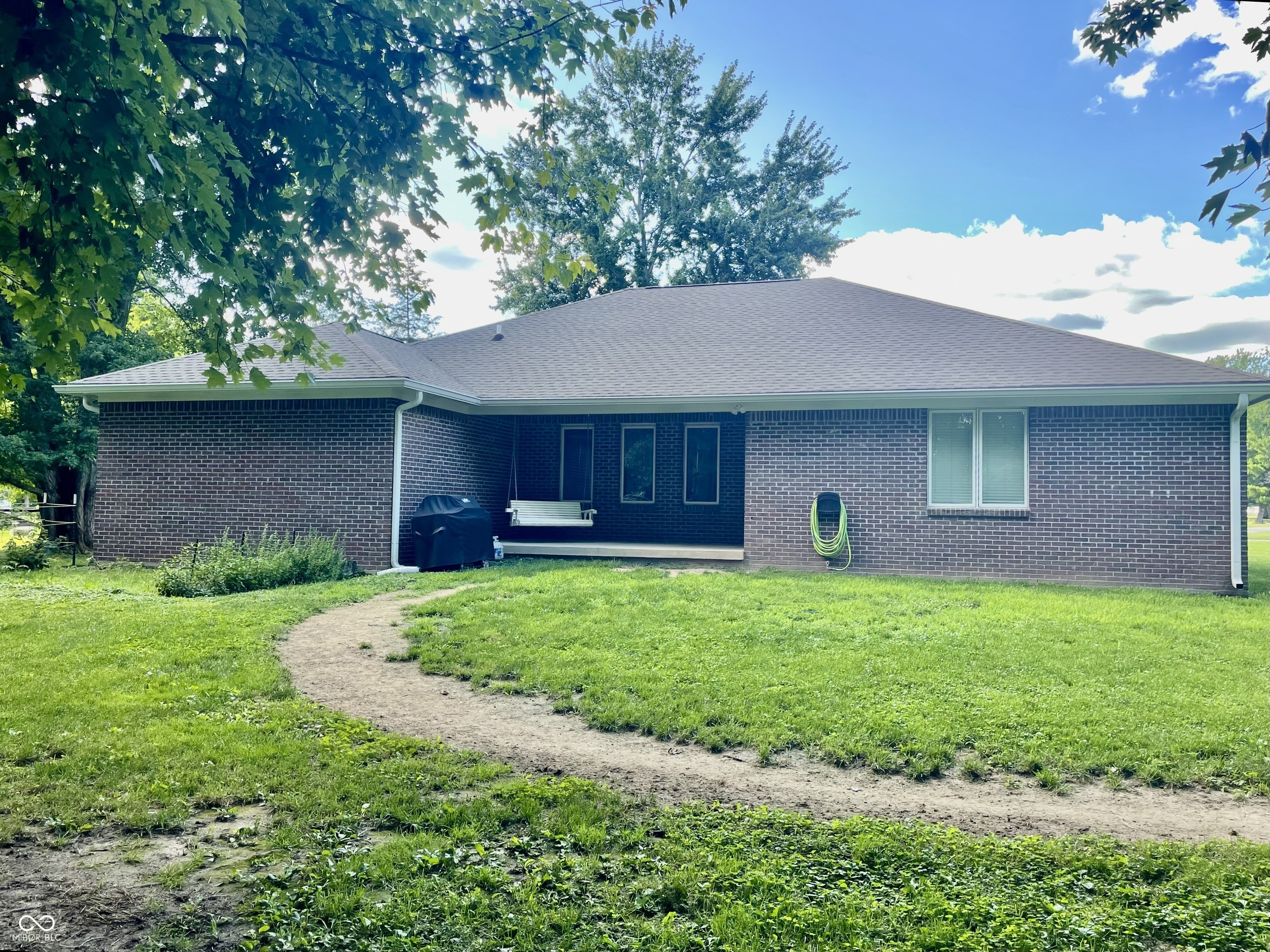 8 U-Drive Cloverdale, IN 46120 - Photo 5 of 37