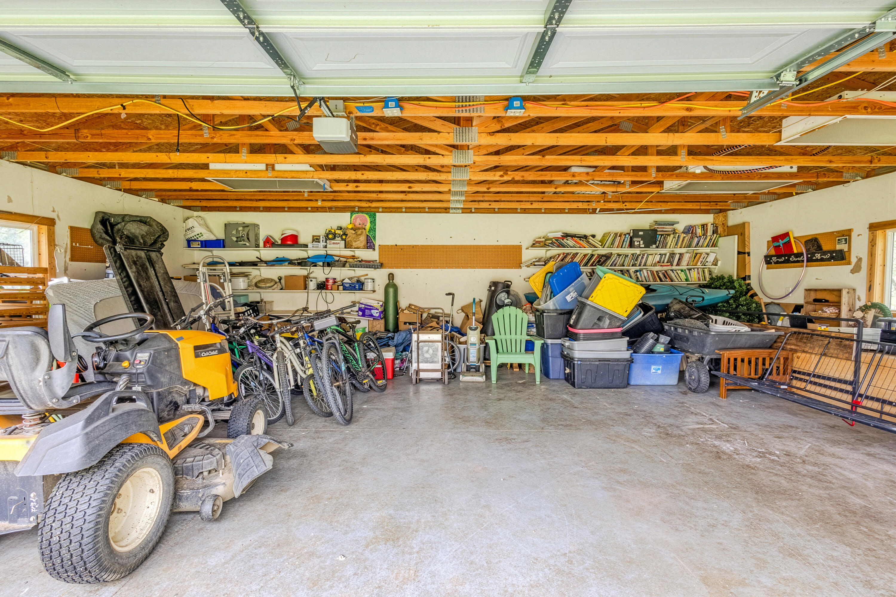 360 Lamont Way Cave Junction, OR 97523 - Photo 27 of 31