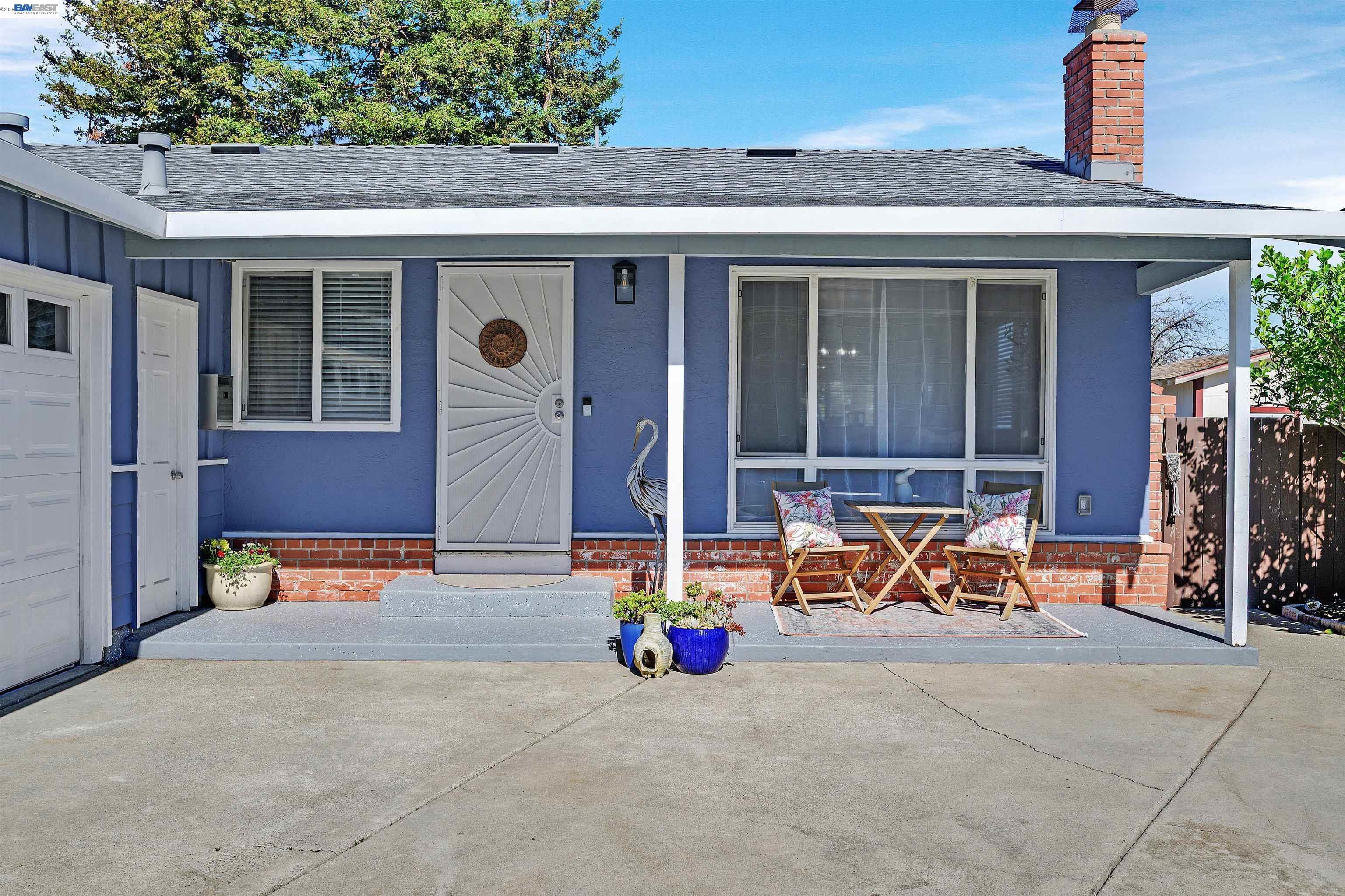 2343 Galway Road San Pablo, CA 94806 - Photo 3 of 37