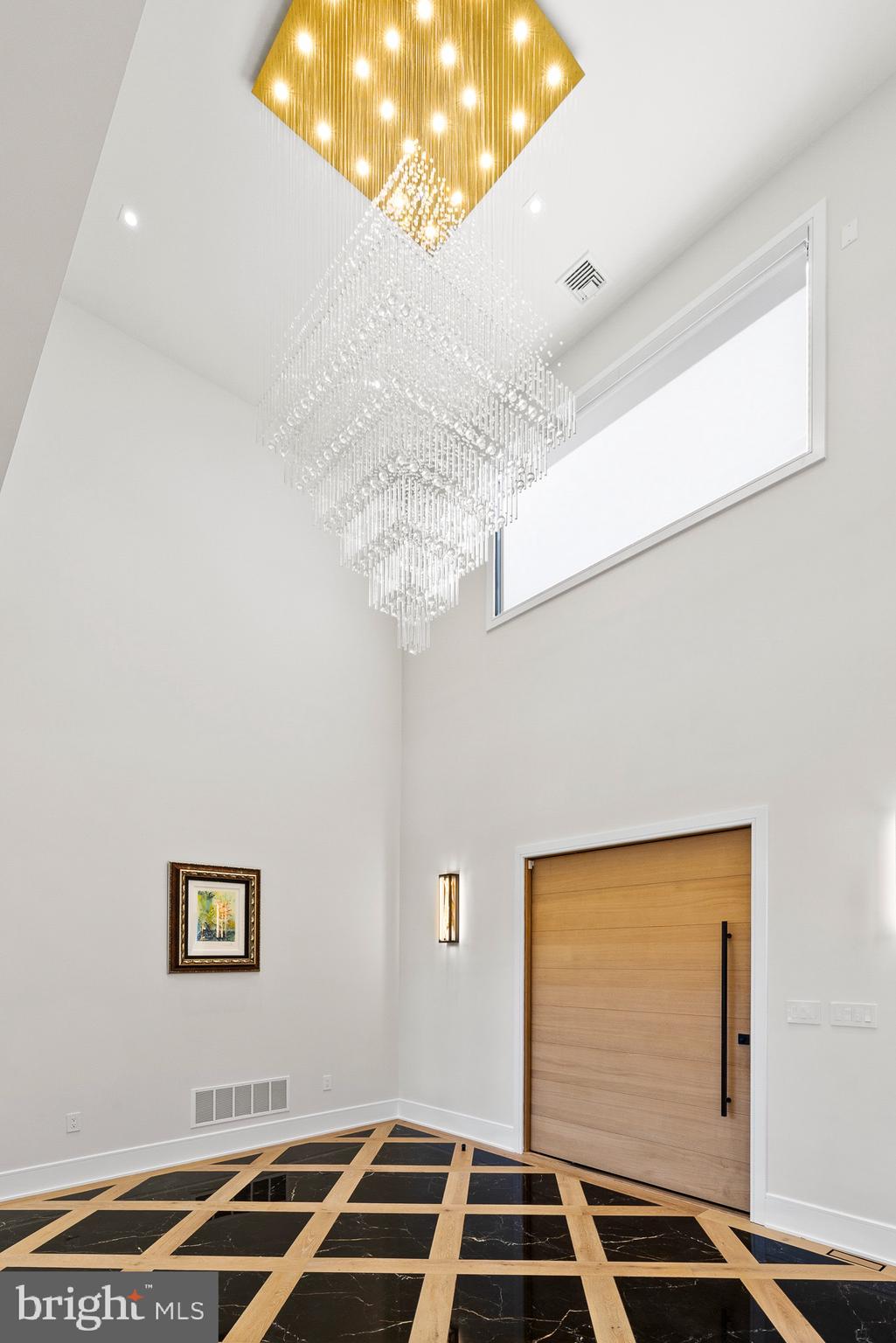 5895 Rodgers Road Pipersville, PA 18947 - Photo 5 of 37 Gracious 2-story foyer entry