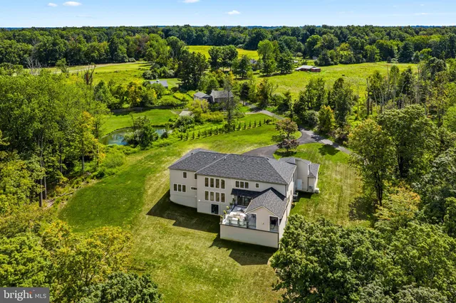 a view of a entryway door of the house