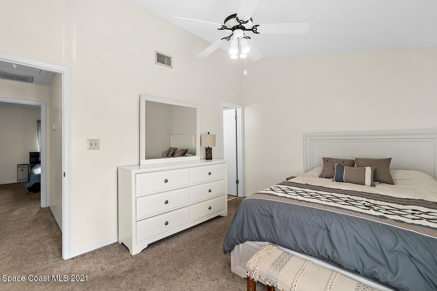 513 Seaport Boulevard, Unit 194 Cape Canaveral, FL 32920 - Photo 16 of 32 Guest Bedroom