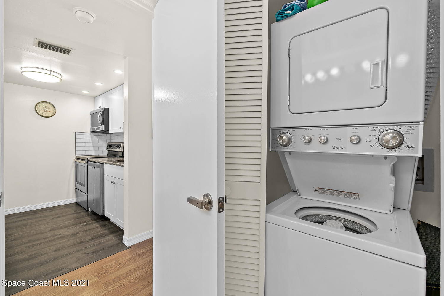 513 Seaport Boulevard, Unit 194 Cape Canaveral, FL 32920 - Photo 22 of 32 Laundry in Unit