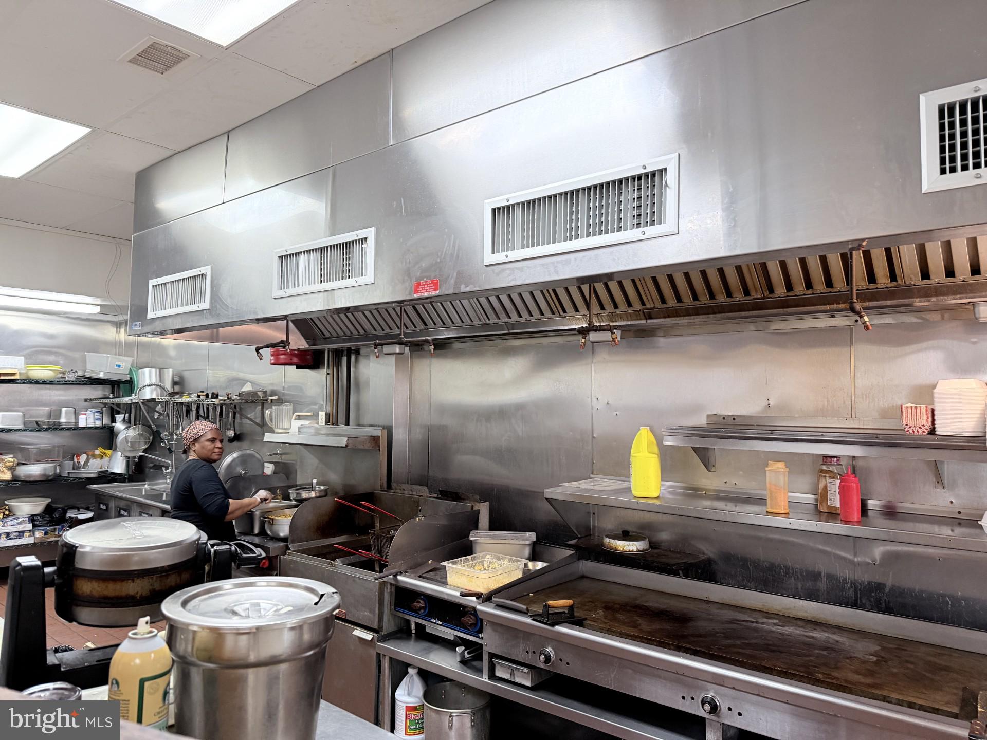 1438 Federal Street Philadelphia, PA 19146 - Photo 2 of 10 a kitchen with lots of appliances