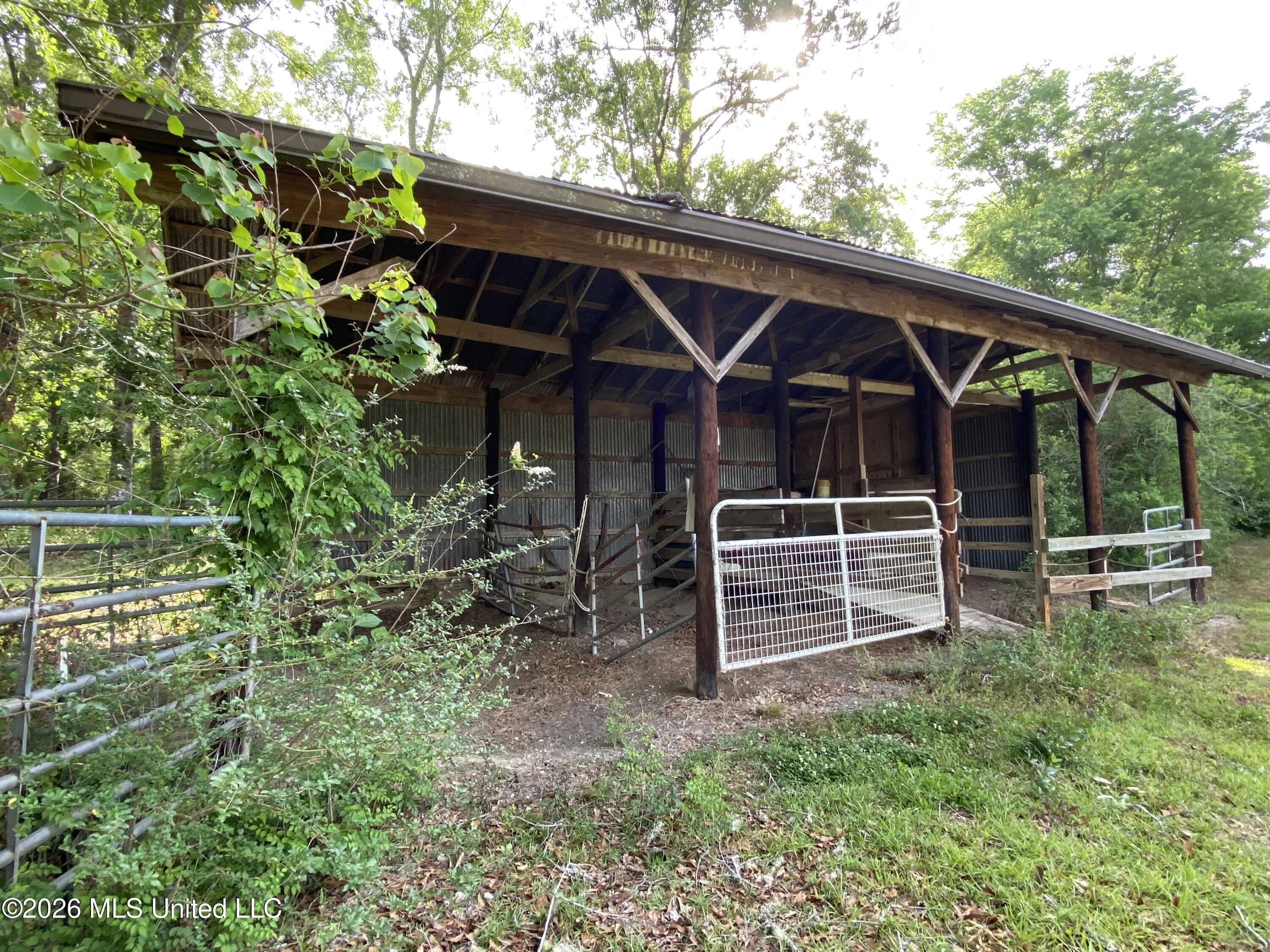 40 Clay Road Picayune, MS 39466 - Photo 28 of 33 28, IMG_9309