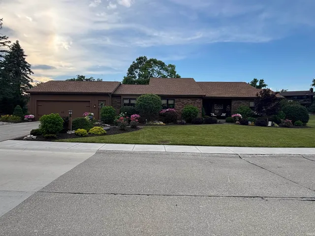 $410,000 | 9512 Camberwell Drive, Fort Wayne, IN 46804