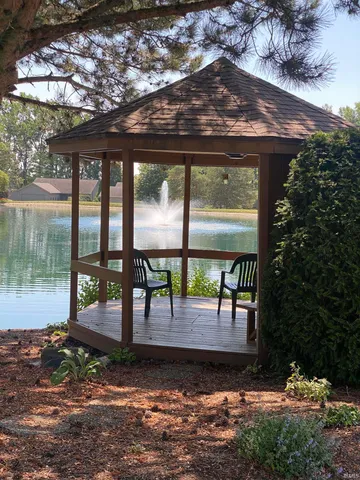 $410,000 | 9512 Camberwell Drive, Fort Wayne, IN 46804