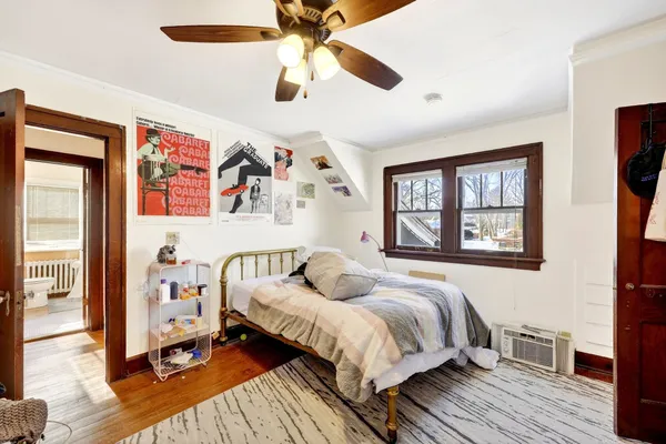$650,000 | 308 South Brooks Street, Madison, WI 53715