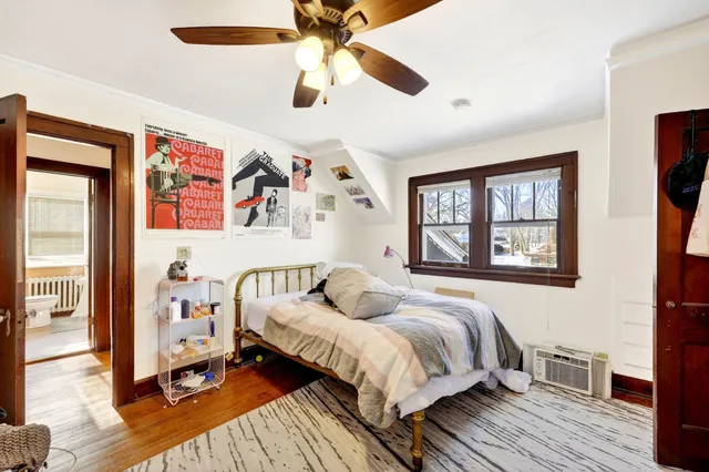 $650,000 | 308 South Brooks Street, Madison, WI 53715