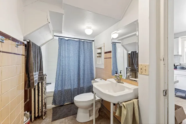 $650,000 | 308 South Brooks Street, Madison, WI 53715